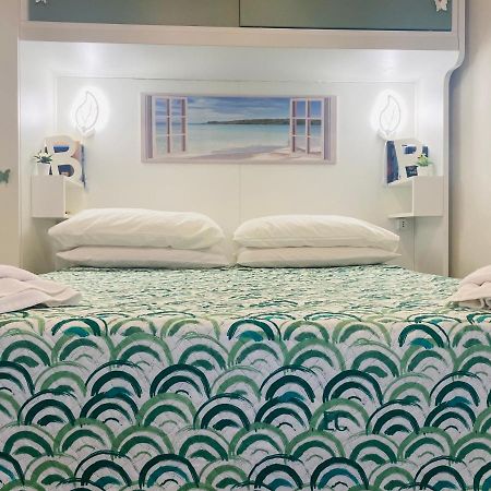 "The Gole Of Alcantara Living In The Dream'S Room" Graniti Kültér fotó
